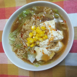 インスタントラーメンで☆豆腐入りピリ辛ラーメン